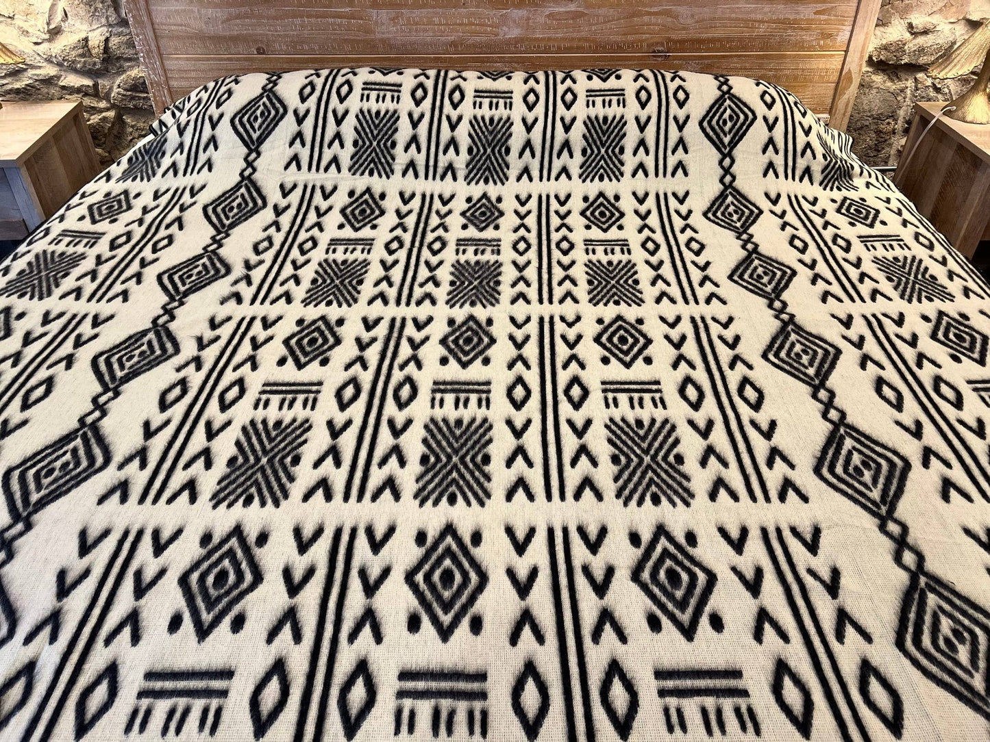 Mud Print Black & White King Size Blanket/ Alpaca