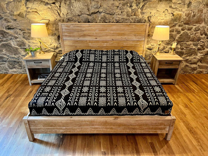 Mud Print Black & White King Size Blanket/ Alpaca