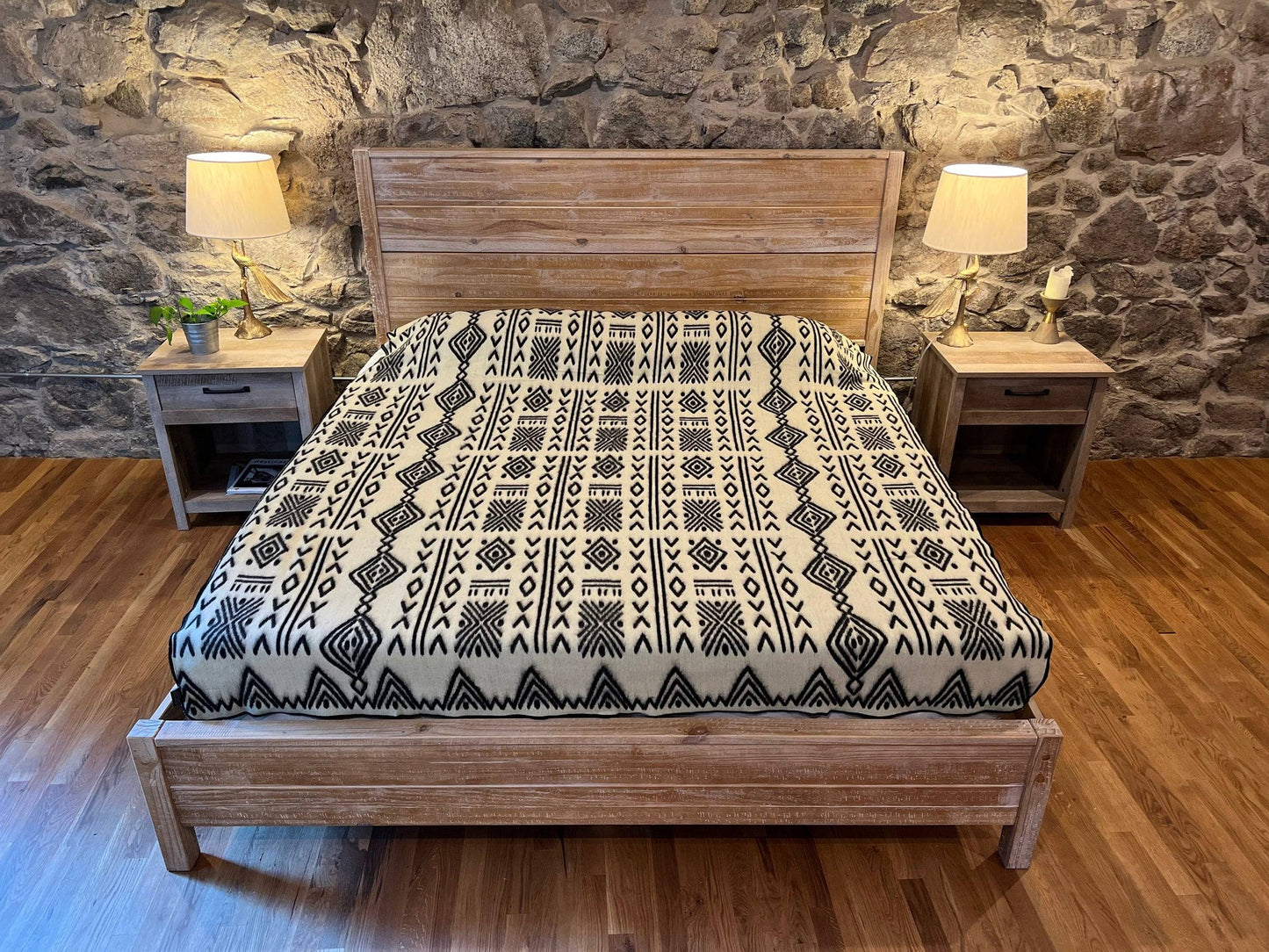 Mud Print Black & White King Size Blanket/ Alpaca